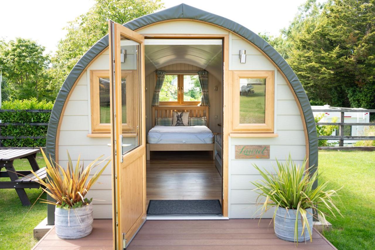 Glamping At South Lytchett Manor Hotel Poole Buitenkant foto