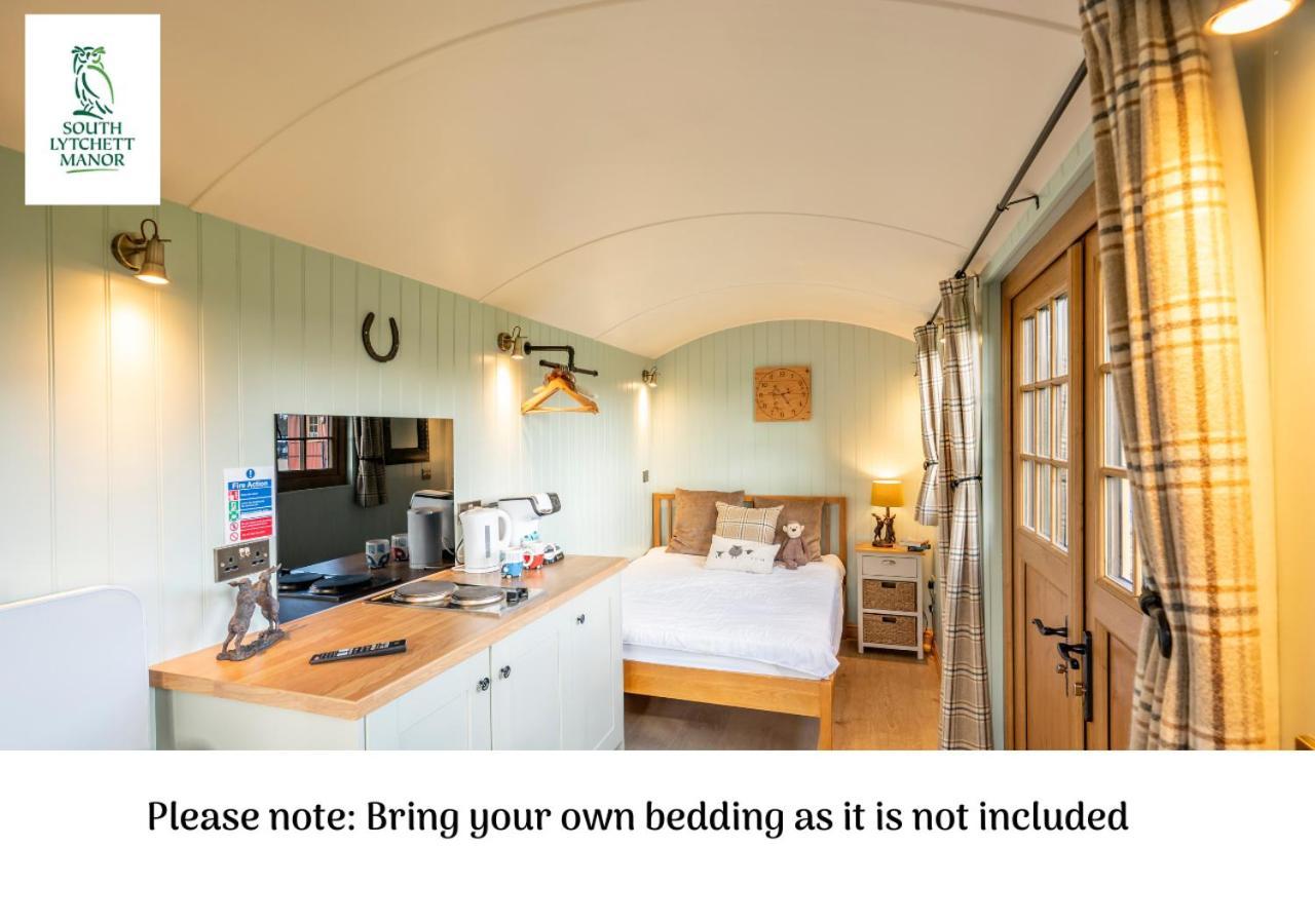 Glamping At South Lytchett Manor Hotel Poole Buitenkant foto