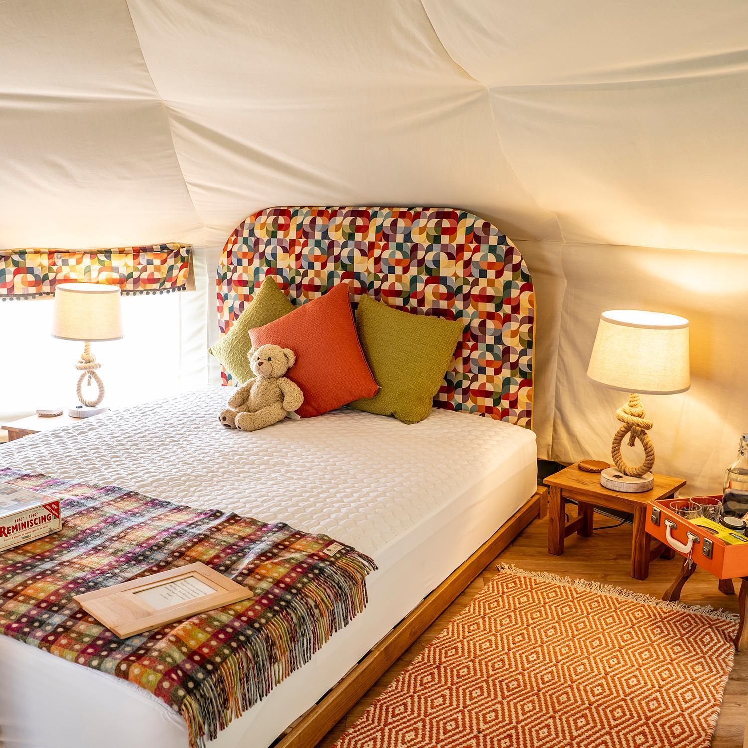Glamping At South Lytchett Manor Hotel Poole Buitenkant foto